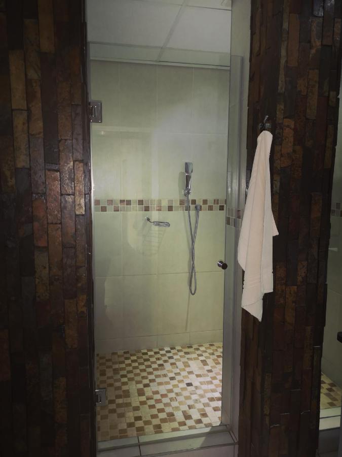 Aaa Rose Garden Guesthouse Mookgophong エクステリア 写真