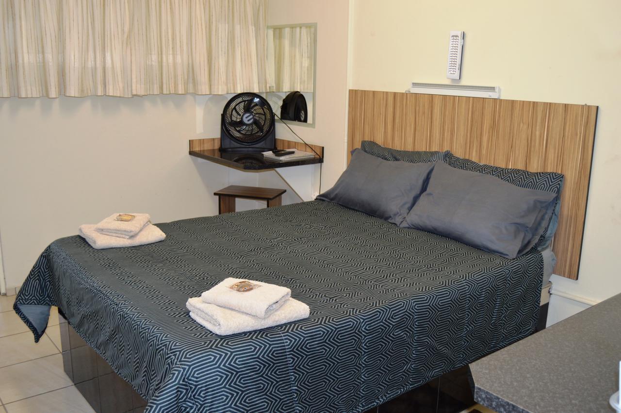 Aaa Rose Garden Guesthouse Mookgophong エクステリア 写真